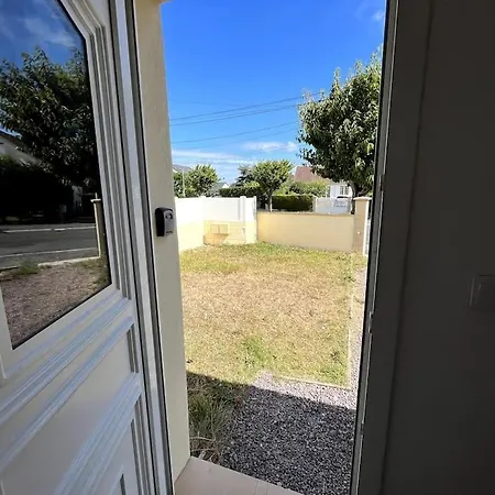 Auva - Sils Maison 48 M2 A 5 Minutes A Pied De La דירה