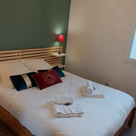 Auva - Sils Maison 48 M2 A 5 Minutes A Pied De La Appartement