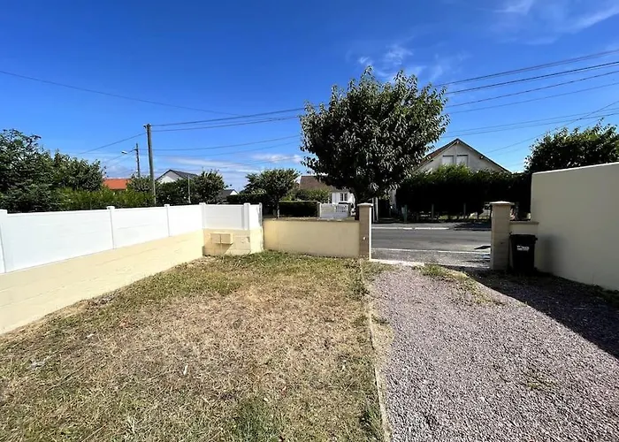 Auva - Sils Maison 48 M2 A 5 Minutes A Pied De La דירה