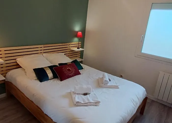 Auva - Sils Maison 48 M2 A 5 Minutes A Pied De La דירה